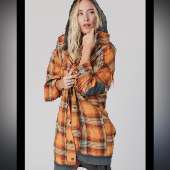 Three Bird Nest POL NWOT Plaid Patch Hooded Frayed Jacket - Picture 2 of 5